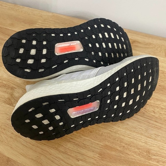 Adidas All White Ultra Boost Sneakers, Women's Size 7.5 - Picture 10 of 10